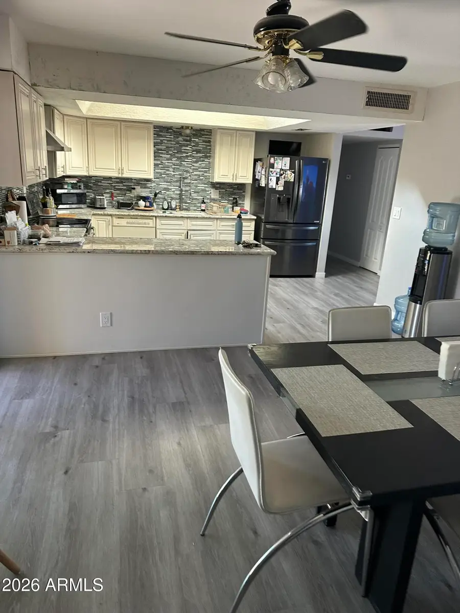 3727 W Banff Lane, Phoenix, AZ 85053 - Image #3