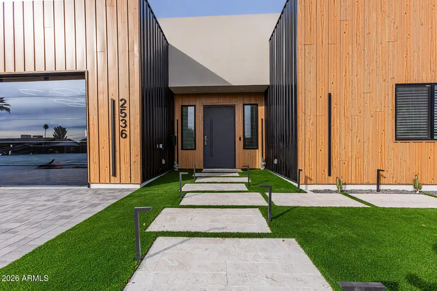 2536 E Indianola Avenue, Phoenix, AZ 85016 - Image #2