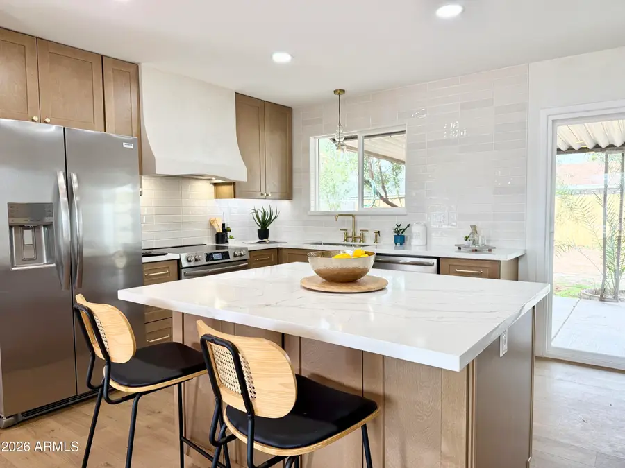 6408 W Avalon Drive, Phoenix, AZ 85033 - Image #2