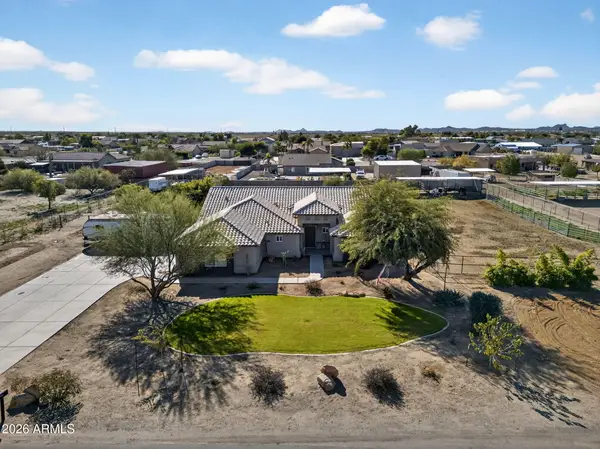 3983 E Triple Crown Drive, San Tan Valley, AZ 85140