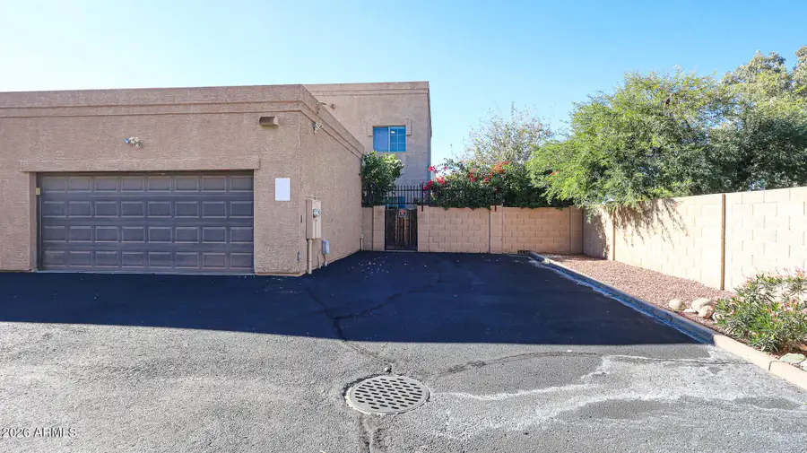 2826 E Tracy Lane #4, Phoenix, AZ 85032 - Image #2