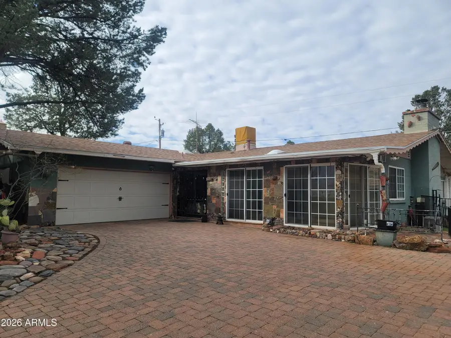 215 Mountain Shadows Drive, Sedona, AZ 86336 - Image #2