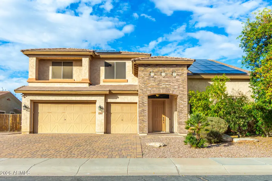 17988 W Roma Avenue, Goodyear, AZ 85395 - Image #2