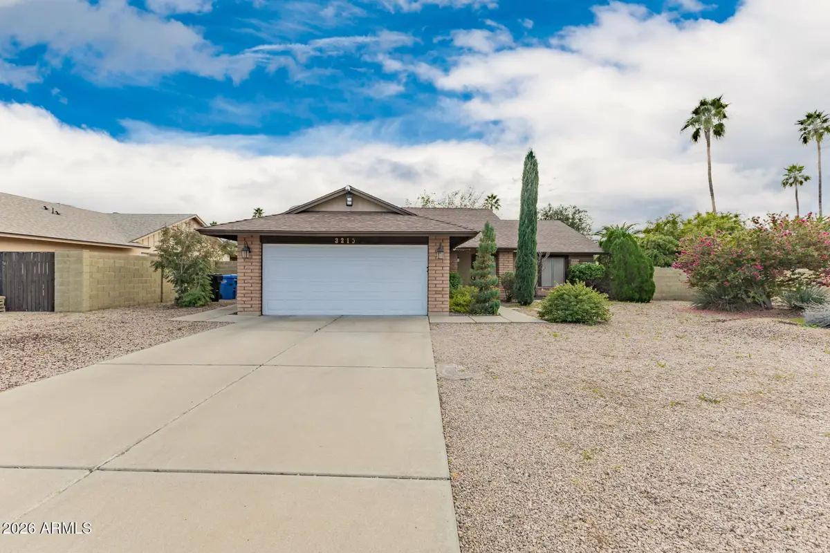 3215 W Paradise Lane, Phoenix, AZ 85053 - Image #1