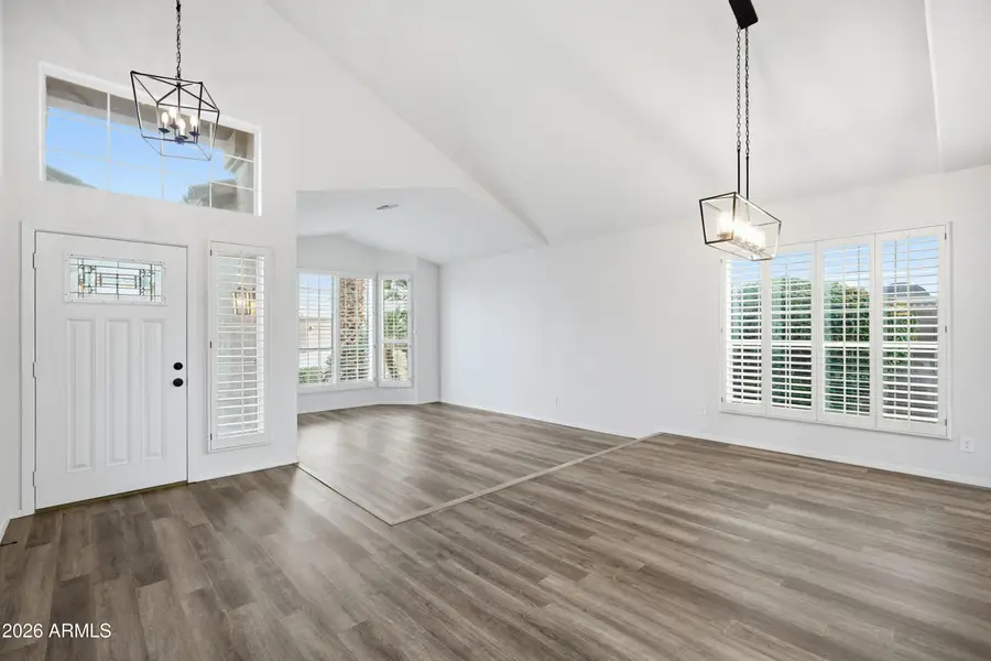 735 W Aire Libre Avenue, Phoenix, AZ 85023 - Image #2