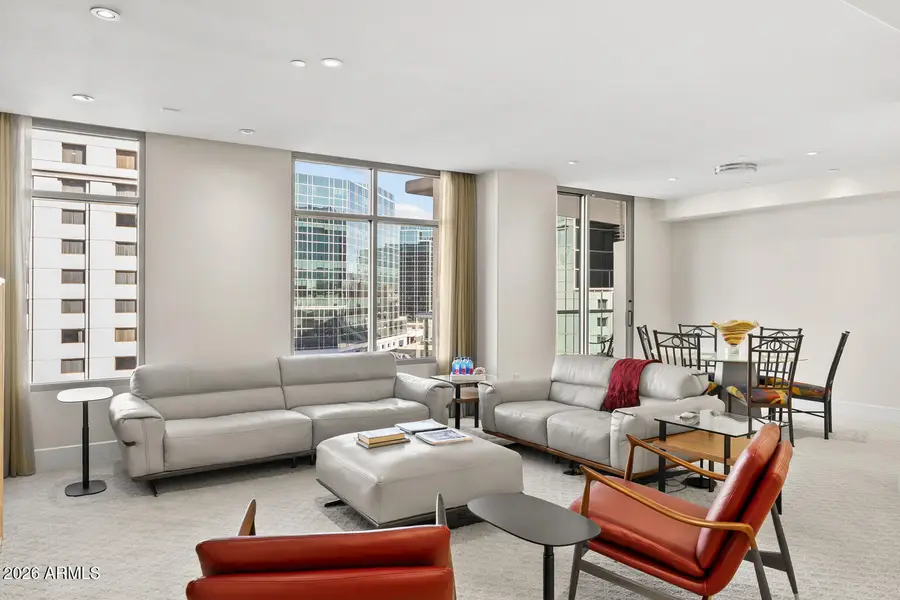 2402 E Esplanade Lane #704, Phoenix, AZ 85016 - Image #2