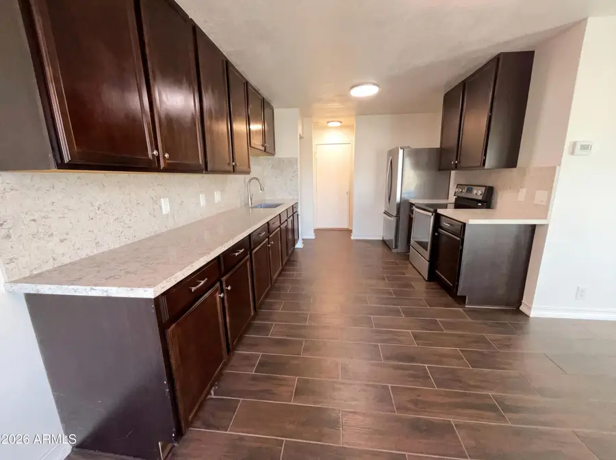 10002 N 66th Lane, Glendale, AZ 85302 - Image #2