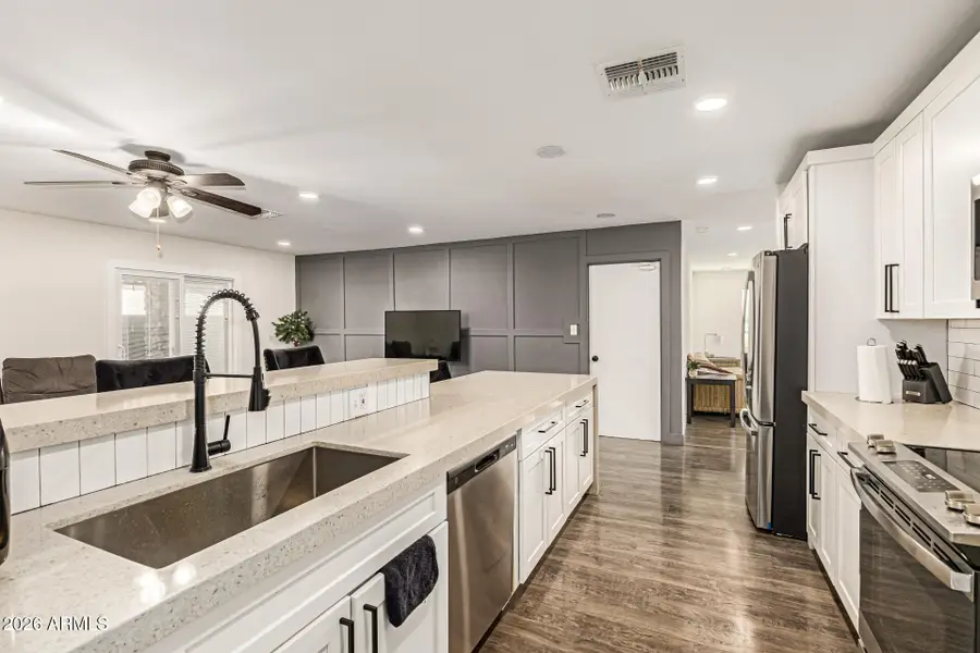 11430 N 37th Avenue, Phoenix, AZ 85029 - #2