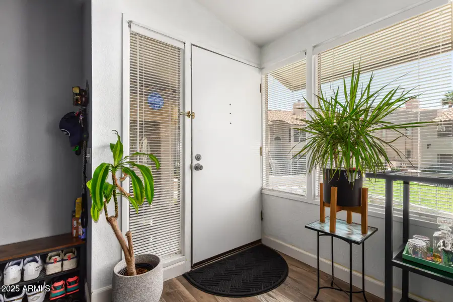 1820 E Morten Avenue #214, Phoenix, AZ 85020 - Image #3