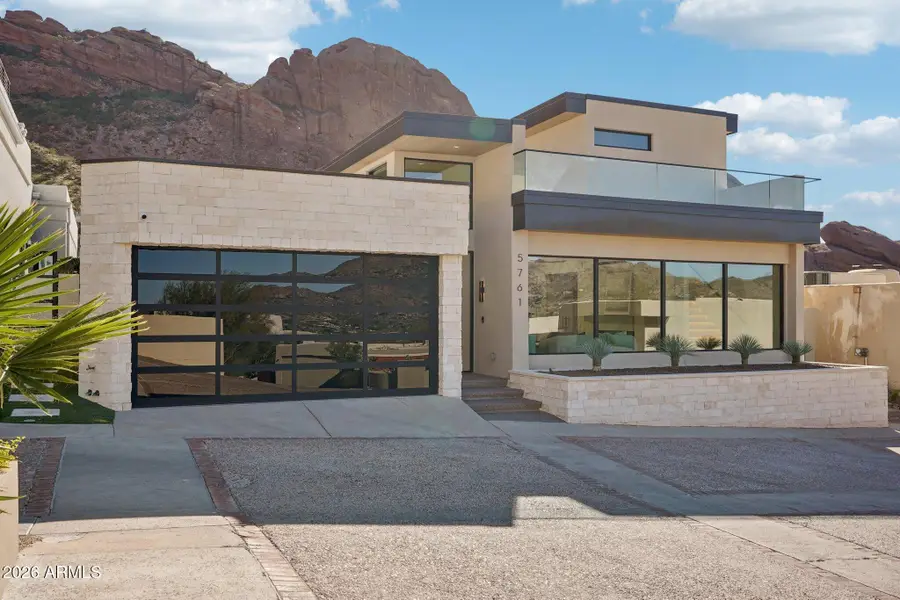 5761 N Echo Canyon Circle, Phoenix, AZ 85018 - #3