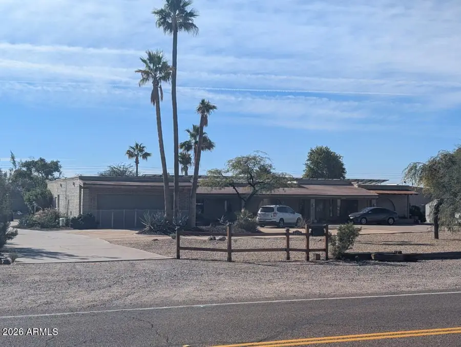 8429 W Pinnacle Peak Road, Peoria, AZ 85383 - Image #2