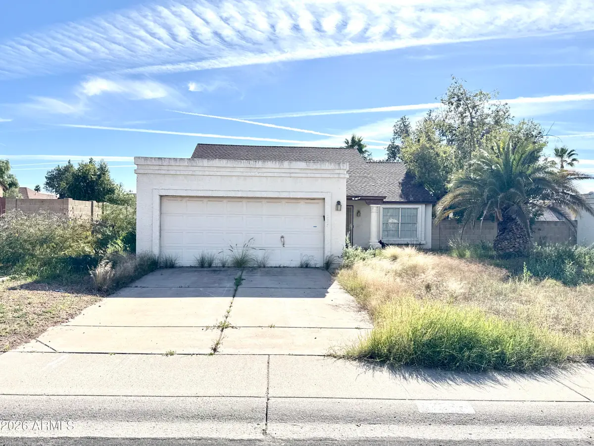 1237 E Sequoia Drive, Phoenix, AZ 85024 - Image #1