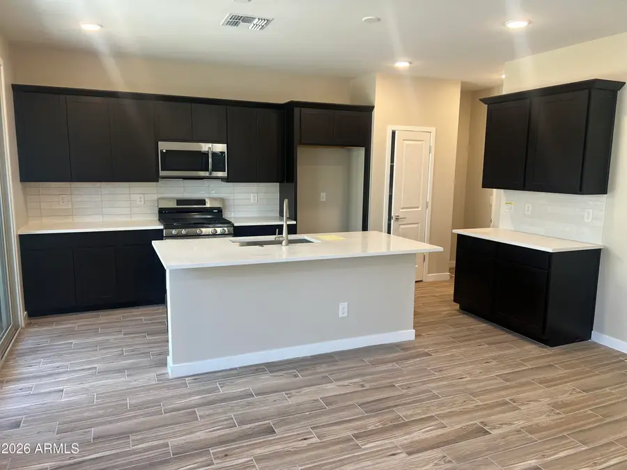 18036 W Miami Street, Goodyear, AZ 85338 - Image #2