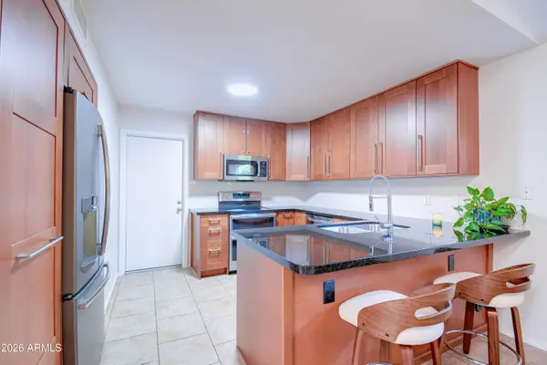 3858 E Bighorn Avenue, Ahwatukee, AZ 85044