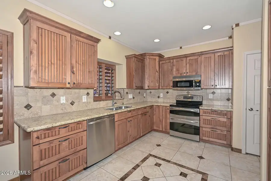 10841 W Angels Lane, Peoria, AZ 85373 - Image #2