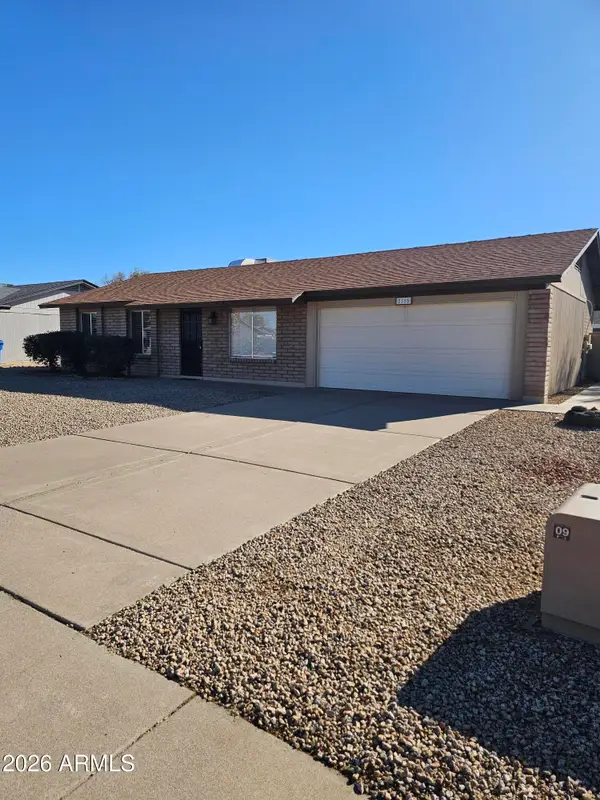 2155 W Wickieup Lane, Phoenix, AZ 85027