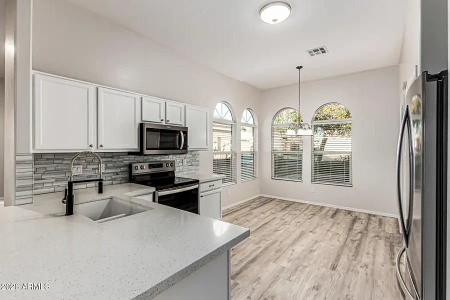 554 S 233rd Drive, Buckeye, AZ 85326 - Image #2