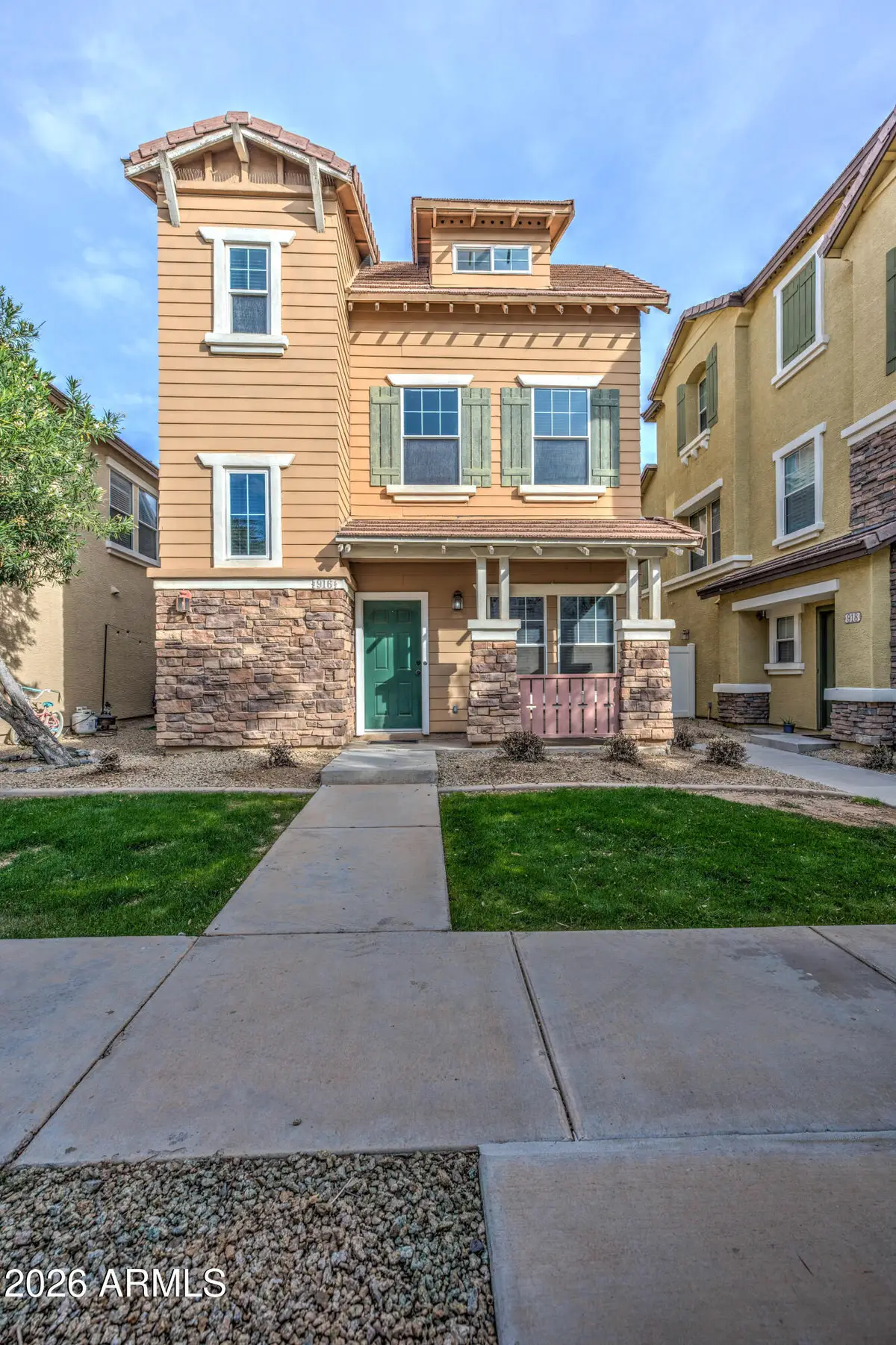 916 W Aspen Way, Gilbert, AZ 85233 - Image #1