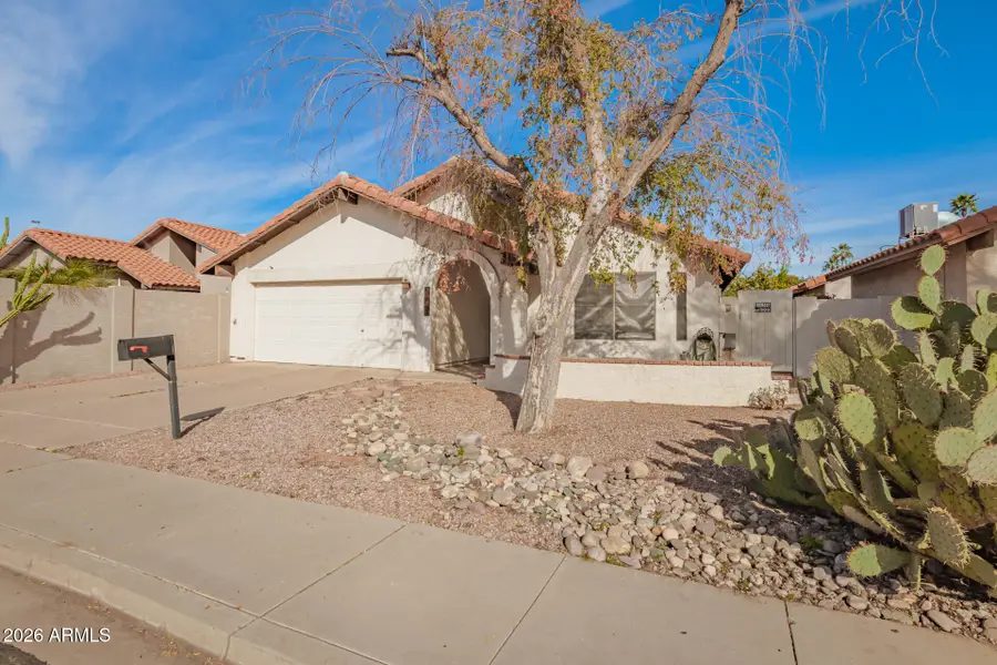 2142 W Knowles Circle, Mesa, AZ 85202 - Image #3