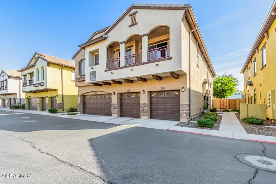 2725 E Mine Creek Road #2022, Phoenix, AZ 85024 - Image #2