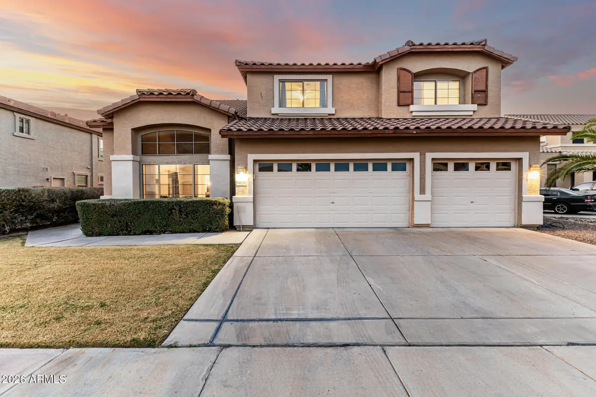 8606 S 45th Glen, Laveen, AZ 85339 - #1