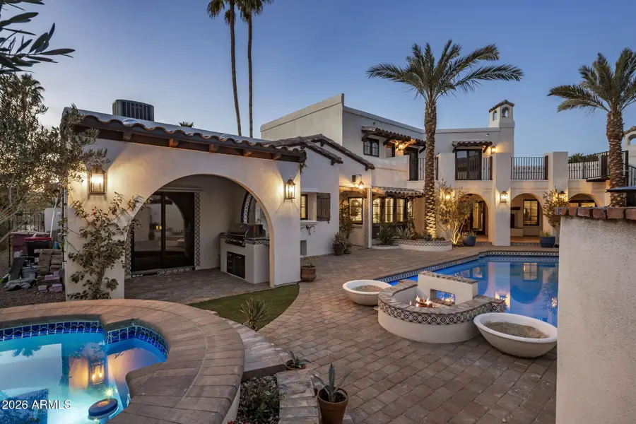 8127 E Del Capitan Drive, Scottsdale, AZ 85258 - Image #3