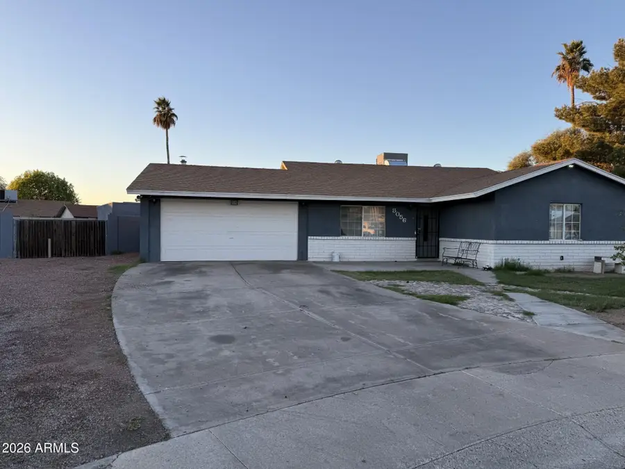 8056 W Westview Drive, Phoenix, AZ 85033 - #2