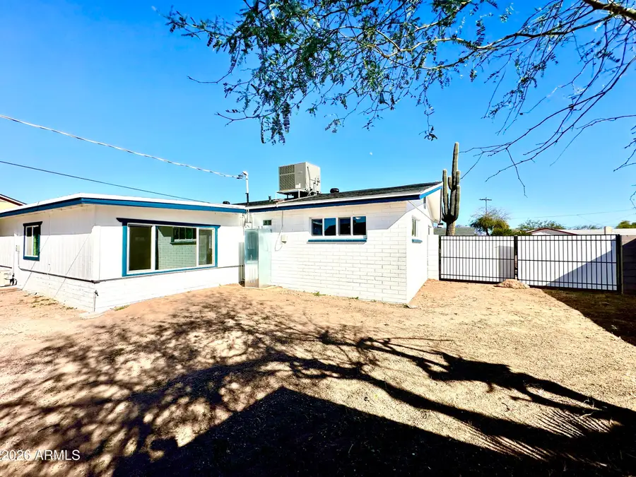 524 S Saguaro Drive, Apache Junction, AZ 85120 - Image #3