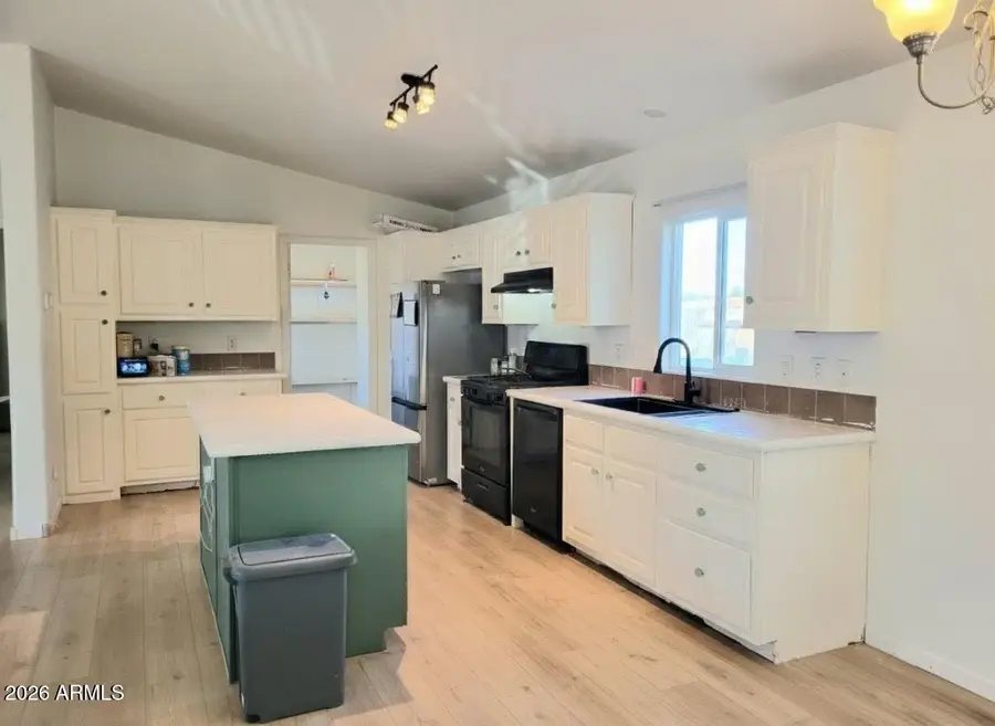 5002 W Bethany Home Road #33, Glendale, AZ 85301 - Image #3