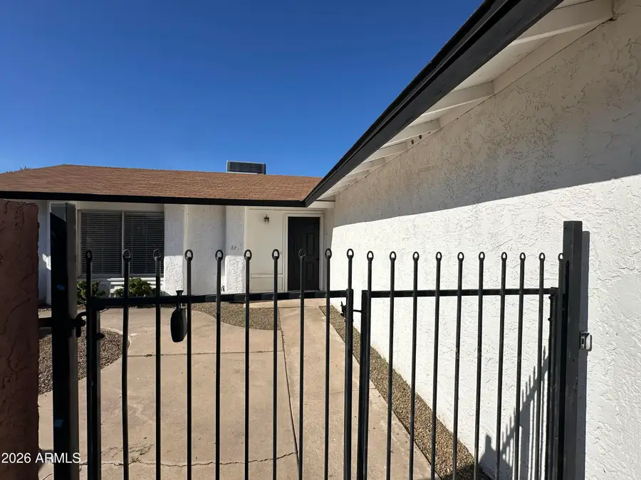 8602 N 56th Drive, Glendale, AZ 85302 - Image #2