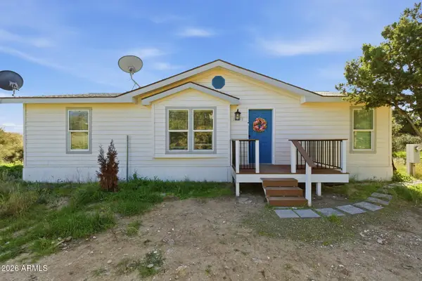 16071 S Zuni Drive, Mayer, AZ 86333