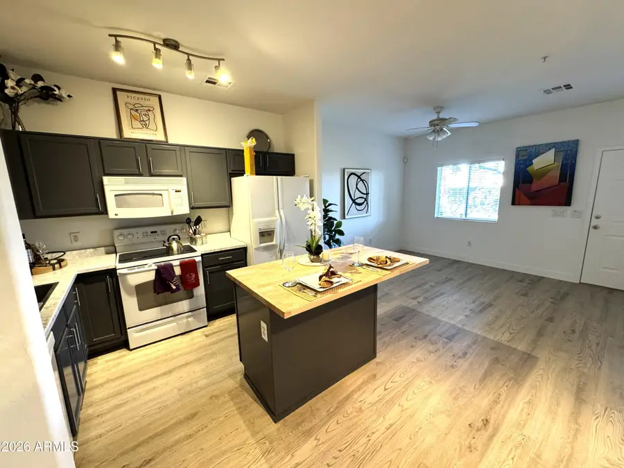 1718 W Colter Street #110, Phoenix, AZ 85015 - Image #3