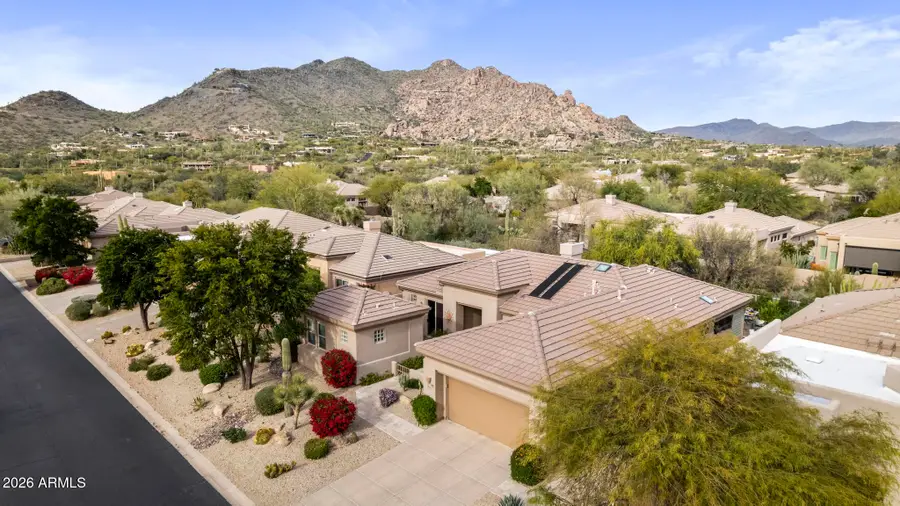 6746 E Amber Sun Drive, Scottsdale, AZ 85266 - Image #2