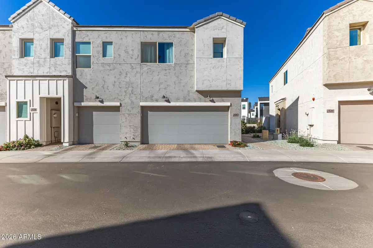 8262 N 22nd Drive, Phoenix, AZ 85021 - Image #1