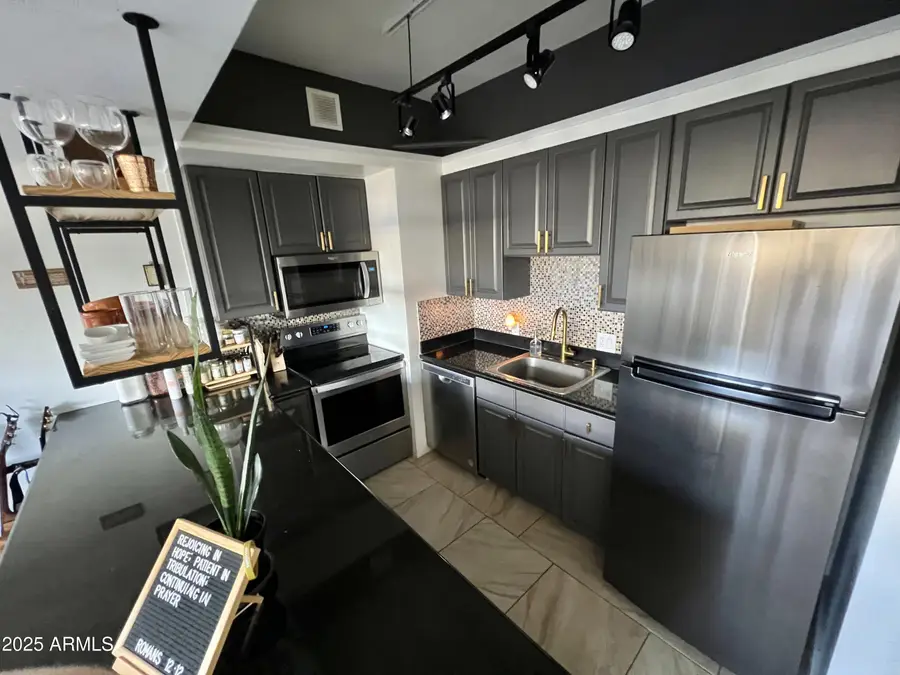 4750 N Central Avenue #1N, Phoenix, AZ 85012 - Image #3