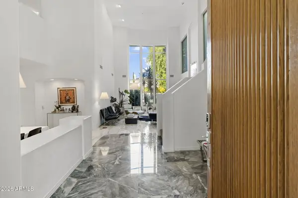 7616 E Sierra Vista Drive, Scottsdale, AZ 85250