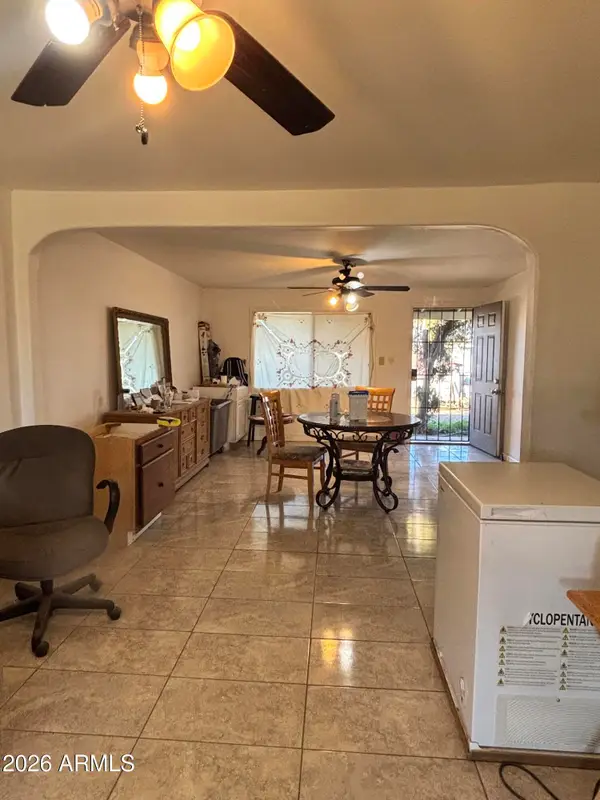 7125 W Heatherbrae Drive, Phoenix, AZ 85033