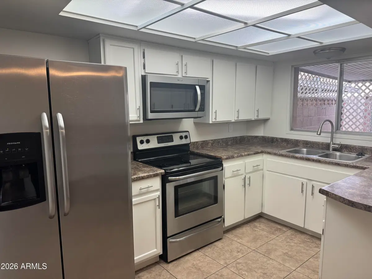 6733 N 44th Avenue, Glendale, AZ 85301 - Image #1