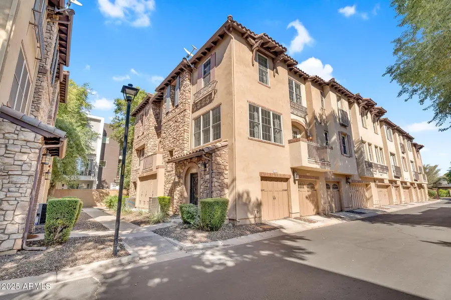 2446 E Roma Avenue, Phoenix, AZ 85016 - Image #2