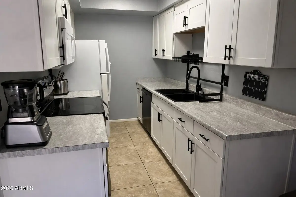 286 W Palomino Drive #51, Chandler, AZ 85225 - Image #1