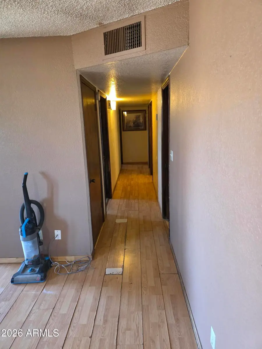 218 E Edison Avenue, Williams, AZ 86046 - #2