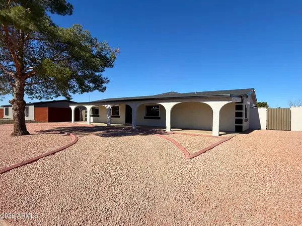 6834 W Sherri Jean Lane, Peoria, AZ 85382