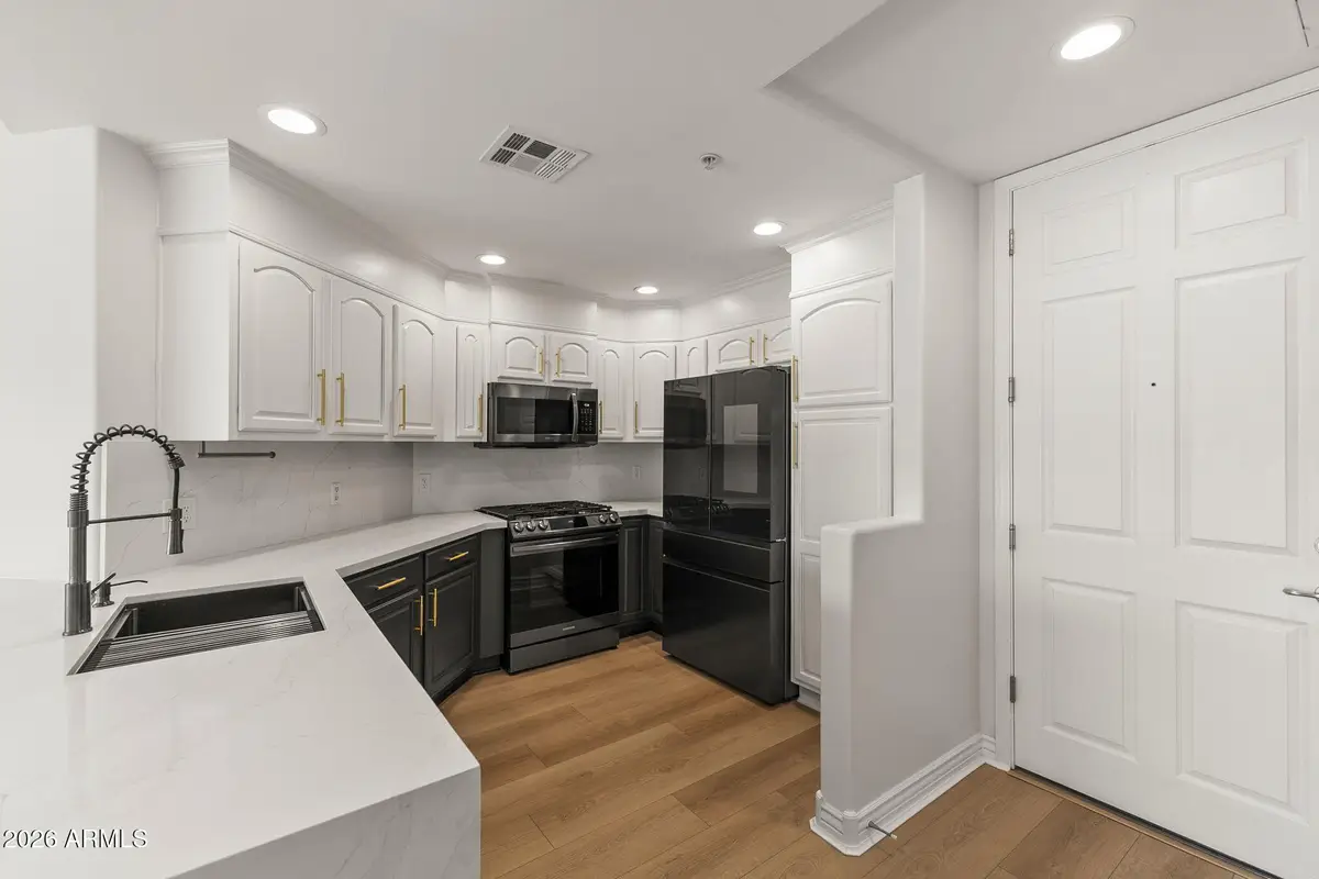 5350 E Deer Valley Drive #4429, Phoenix, AZ 85054 - Image #1