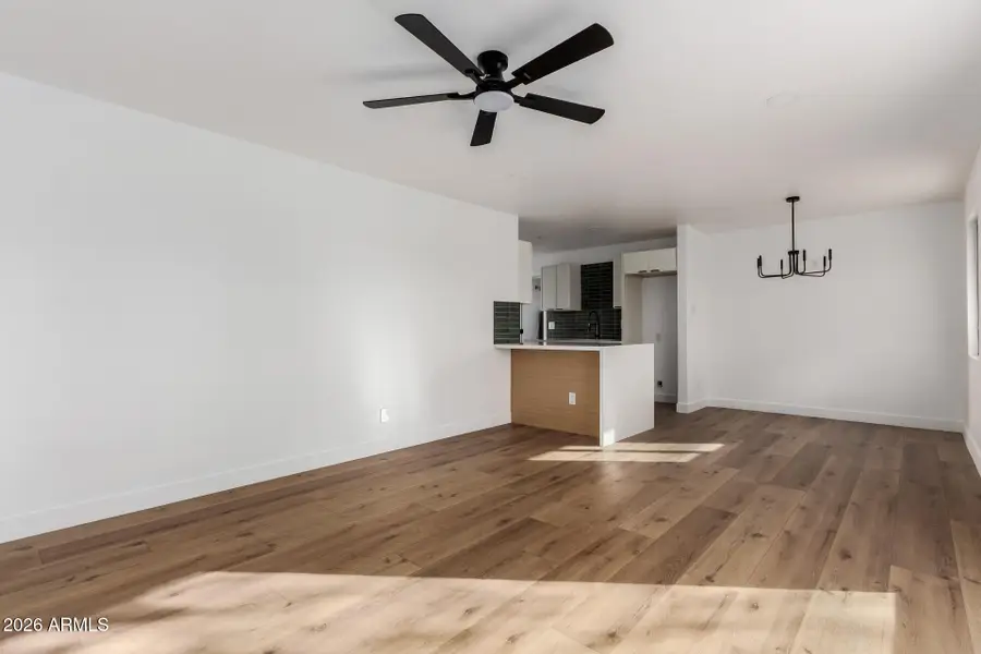 637 N Sunset Drive, Chandler, AZ 85225 - Image #3