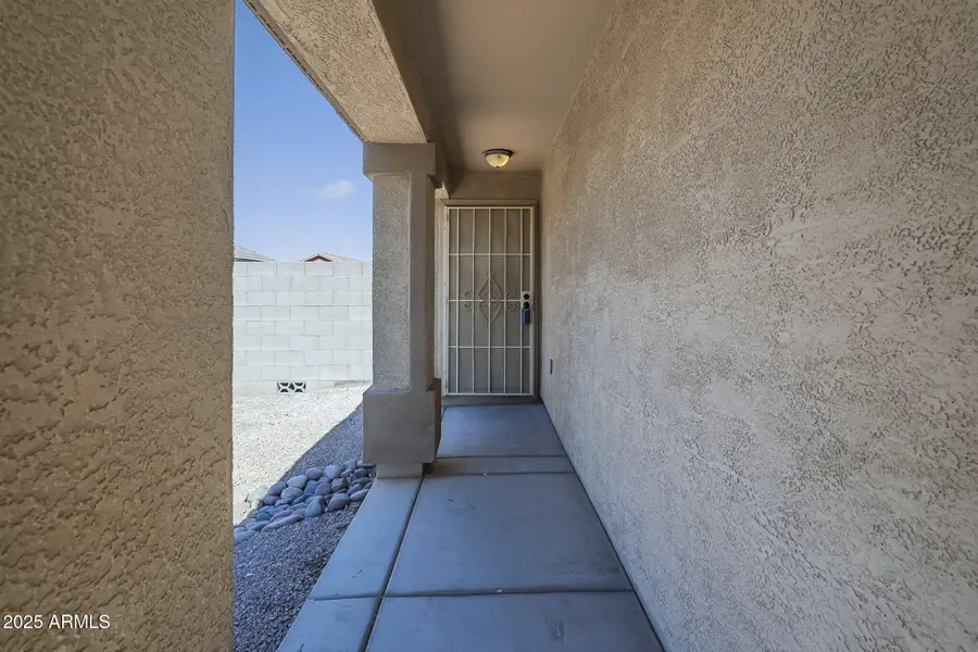 2518 W Carson Road, Phoenix, AZ 85041 - Image #2