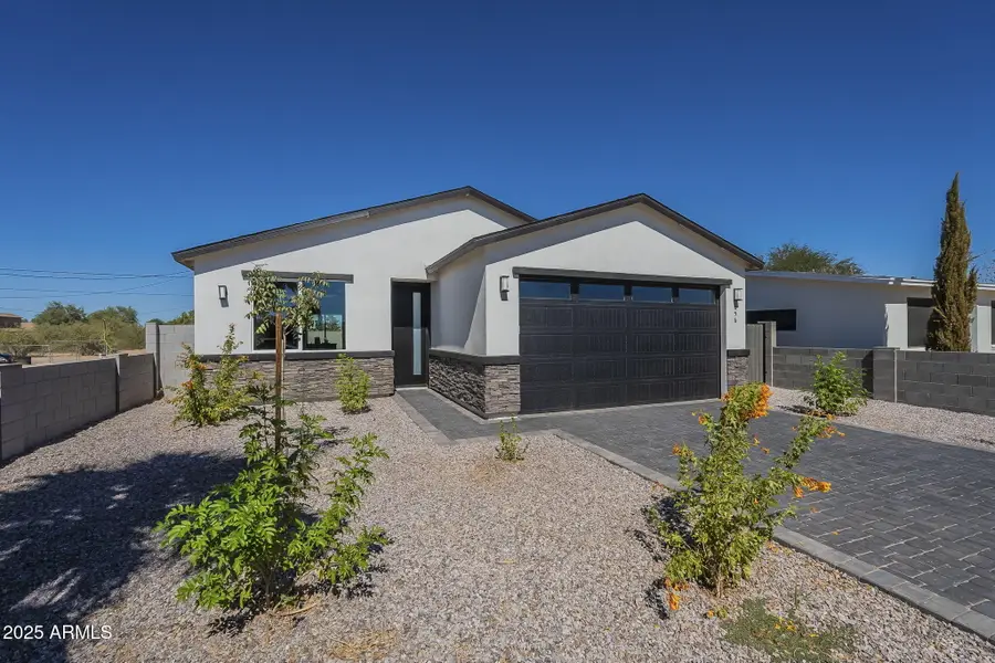 392 W Lincoln Avenue, Coolidge, AZ 85128 - #3