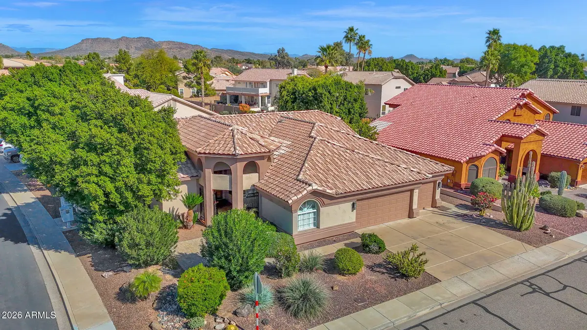5876 W Cielo Grande Drive, Glendale, AZ 85310 - Image #1