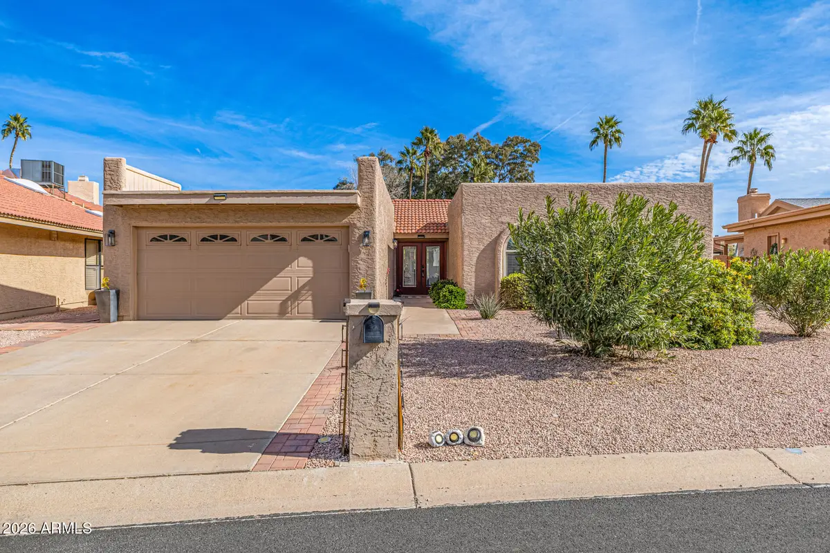 26241 S Lakemont Drive, Sun Lakes, AZ 85248 - Image #1