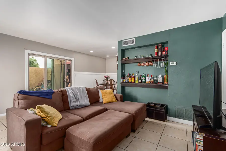 948 S Alma School Road #128, Mesa, AZ 85210 - Image #2