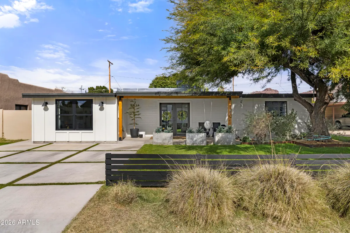 4614 E Devonshire Avenue, Phoenix, AZ 85018 - #1